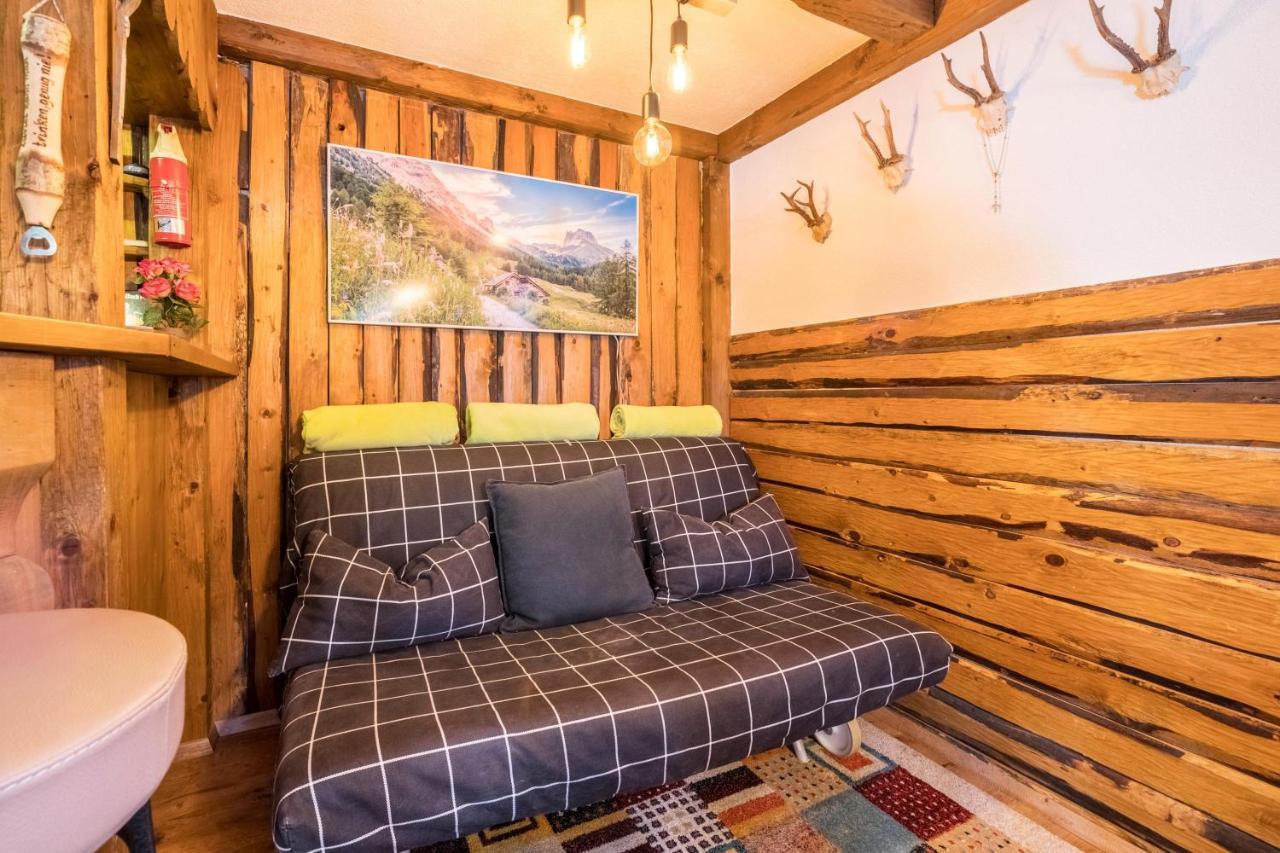 Hochfuegenblick-Ski- Und Wanderhuette Exteriör bild